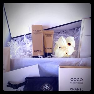 Bundle of 4 for @landraneta - CHANEL Sublimage La Crème Sample 5ml NIB